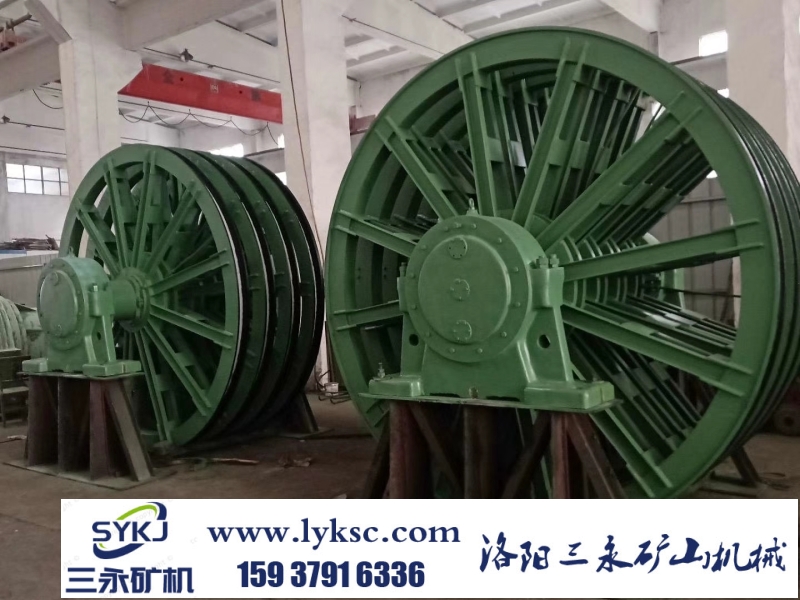 AG尊时凯龙人生就矿机绞车天轮.jpg